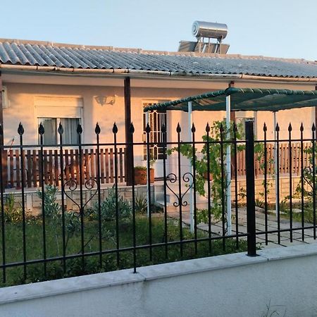 Villa Costa 阿吉亚特拉萨 外观 照片